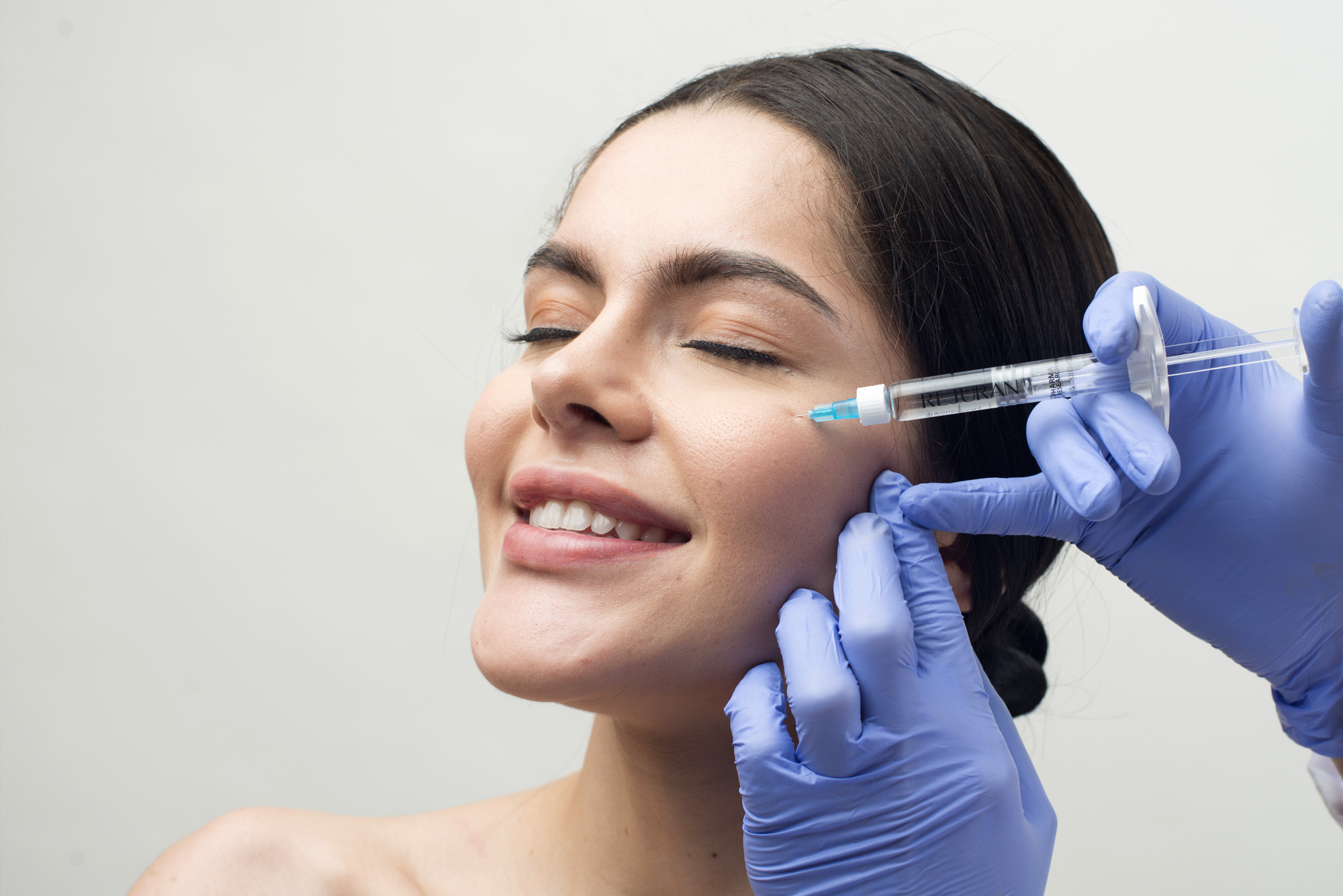 Elska Skin Clinic Jakarta - Chendra Cahyadi photography took the profile photography of Elska Clinic Profile