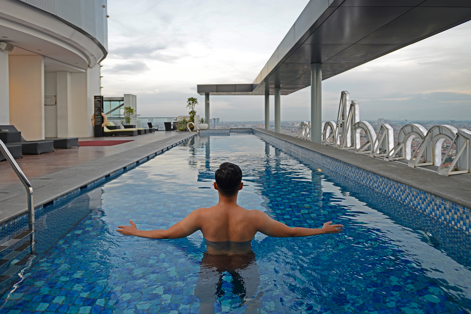 Midtown Marvel Hotel Jakarta Surabaya Architecture Photographer - Chendra Cahyadi photography took the Hotel photography of Midtown Marvel Hotel at Jakarta & Surabaya